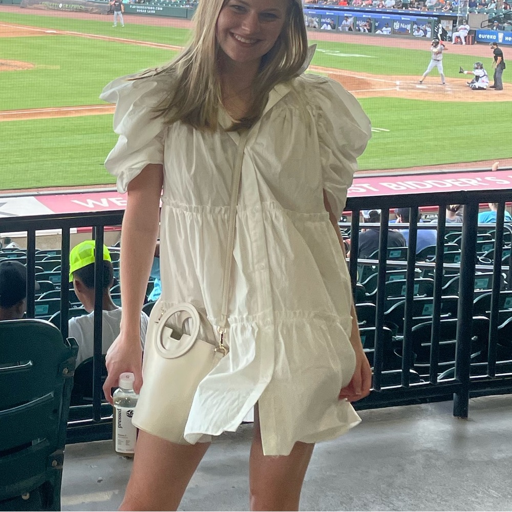 Cute white puff sleeve dress